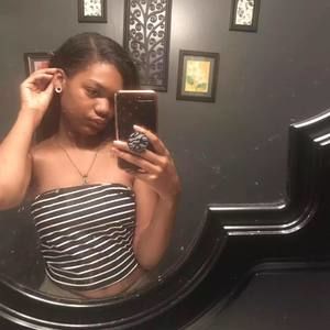 Meet your Posher, Vanessa